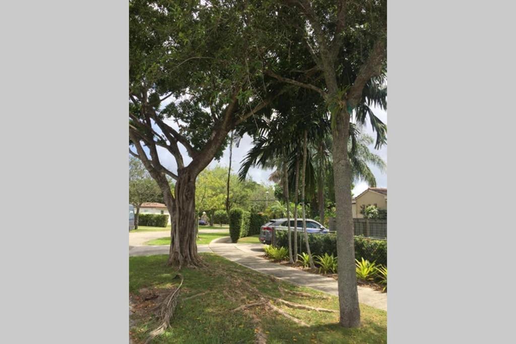 Villa Beautiful Quiet Neighborhood à Miami Extérieur photo